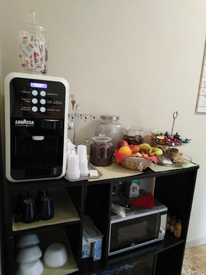 Start-Line Airport Pisa Bed & Breakfast Bagian luar foto